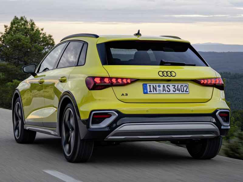 Audi A3 Allstreet 2025 interni, dimensioni, uscita e prezzo